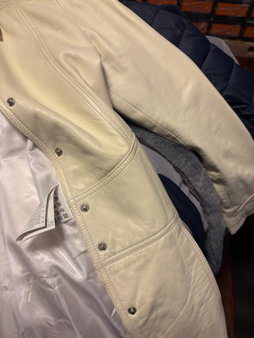 HUGO Cream Leather Longline Coat with Snap Front - Picture 8 of 8